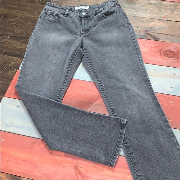 Chico's Denim - 🎉3/$20 Chico’s Platinum Grey Denim Jeans